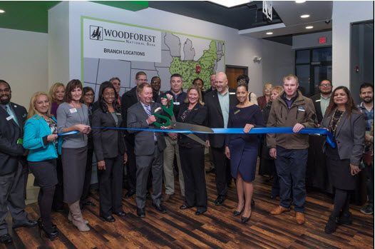 Woodforest opens new community center in Aurora